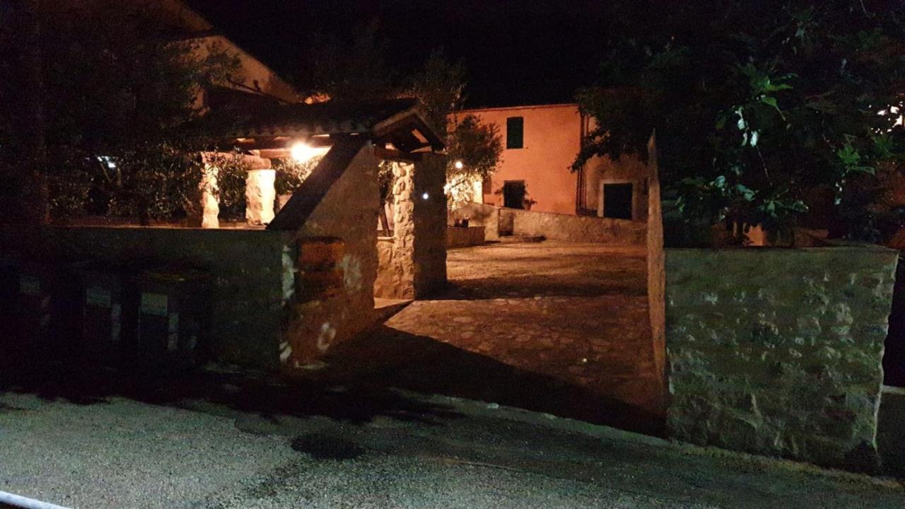 B&B I Martelli Trevi Luaran gambar
